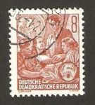 Stamps Germany -  151 - clases para aprendices
