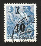 Stamps : Europe : Germany :  178 - campesino y obreros