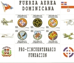 Stamps America - Dominican Republic -  INSIGNIAS