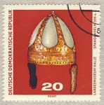 Stamps : Europe : Germany :  DDR LandesMuseum Hall  Spangenhelm  500 u.