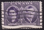 Stamps : America : Canada :  Princesa Elizabeth y Duquesa de Edinburgh y el Duque de Edinburgh