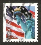 Stamps United States -  bandera y estatua de la libertad