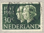 Stamps : Europe : Netherlands :  cincuentenario boda Real  1937-1962