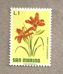 Stamps : Europe : San_Marino :  Flor Hemerocallis hybrida
