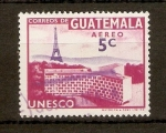 Sellos de America - Guatemala -  UNESCO  Y  TORRE  EIFFEL