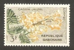 Stamps : Africa : Gabon :  flora, cassia jaune