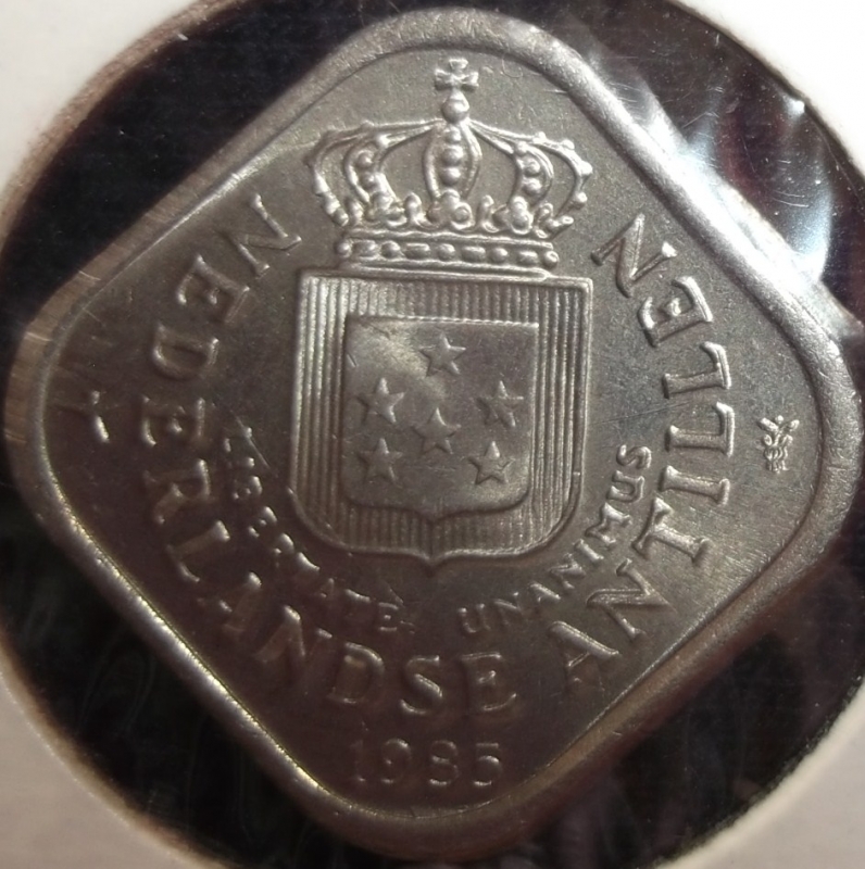 1985 (Anverso)