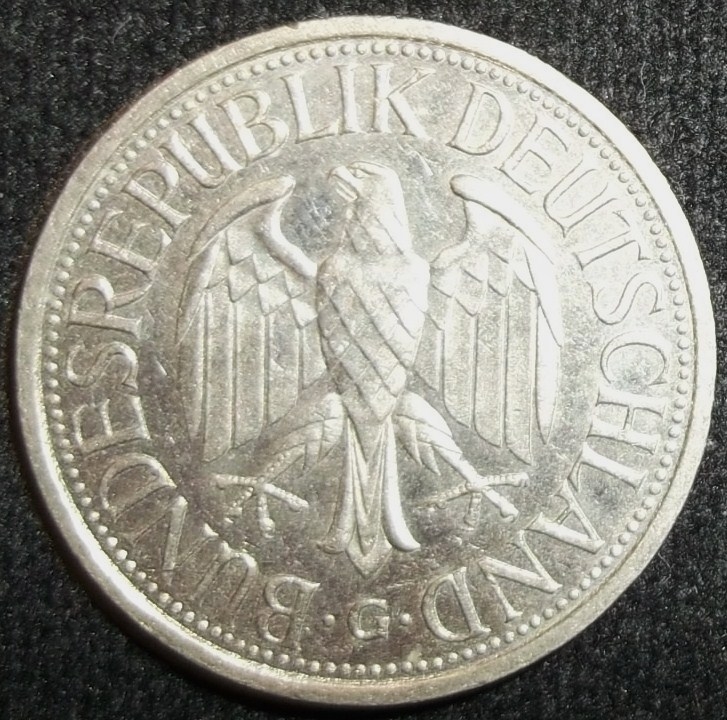 1983 (Anverso)