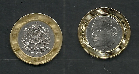 Mohamed  VI y Escudo Nacional