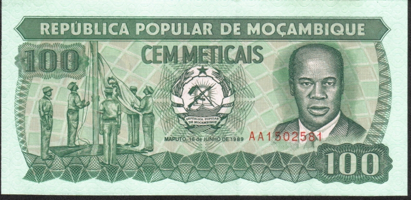 100 Meticais