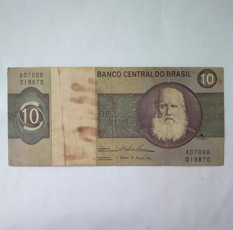 10 cruzeiros