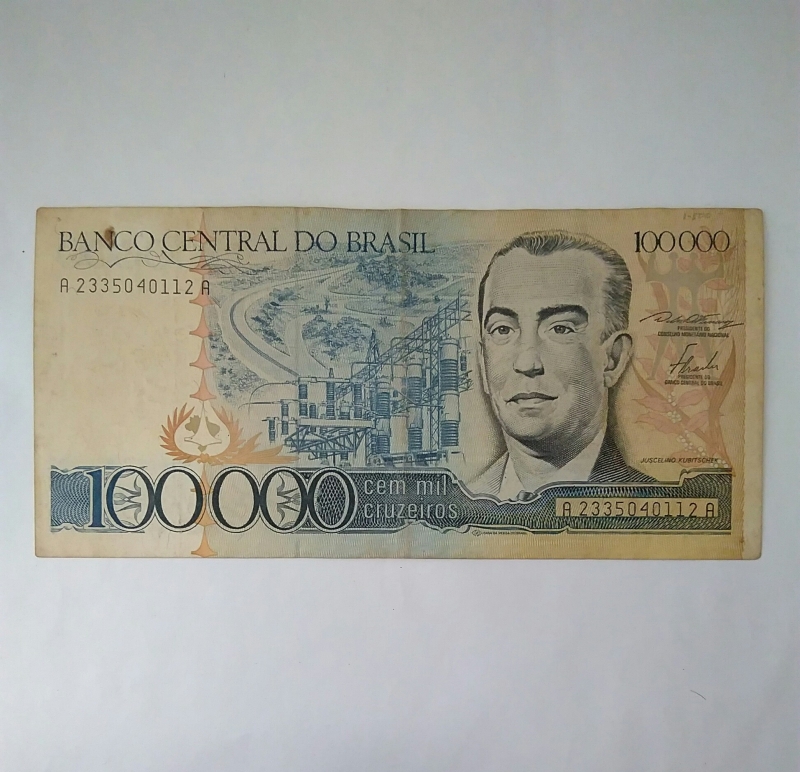 100.000 cruzeiros