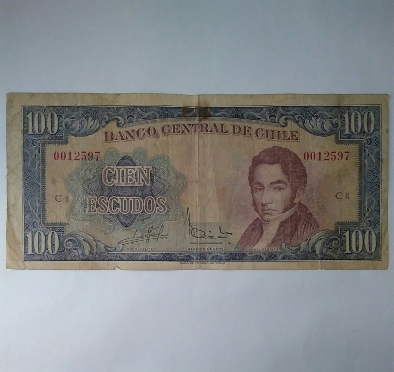 100 escudos 