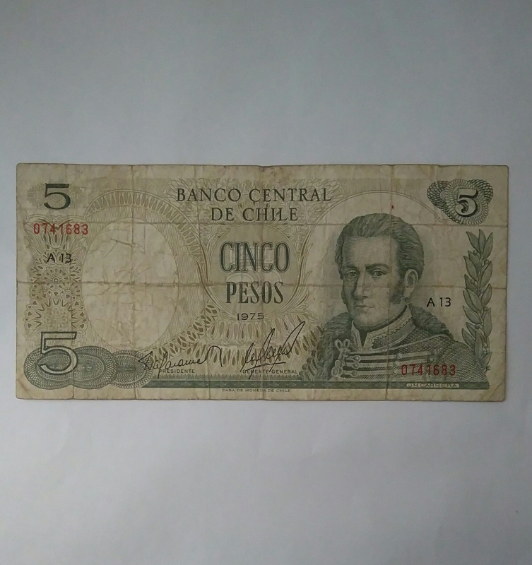 1975 - 5 pesos