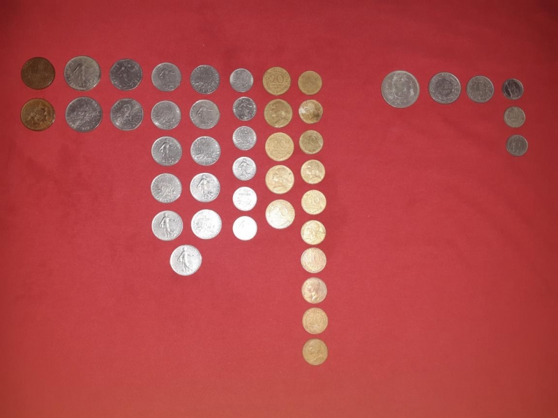 MONEDAS DE FRANCIA Y SUIZA