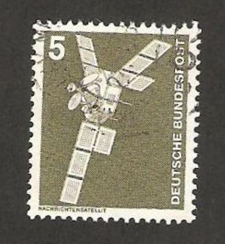695 - satélite
