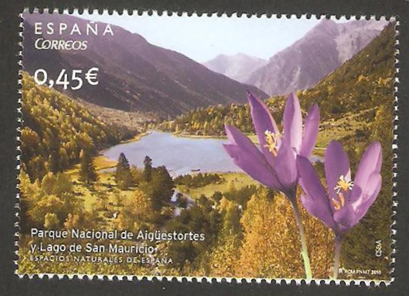 parque nacional de aiguestortes y lago de san mauricio en lerida