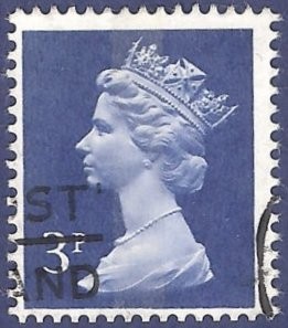 UK QEII 3