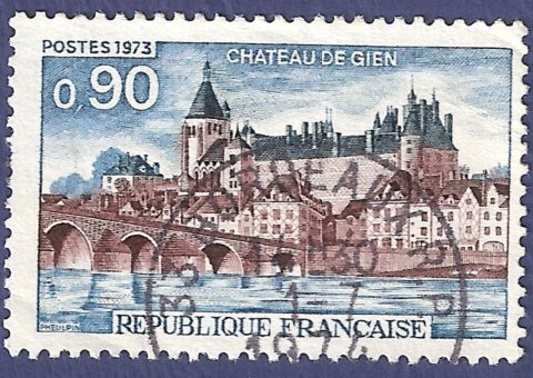 FRA Yvert 1758 Chateau de Gien 0,90