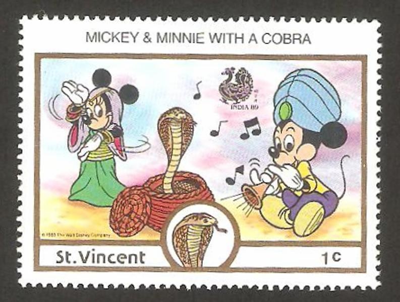 Mickey y Minnie con una cobra