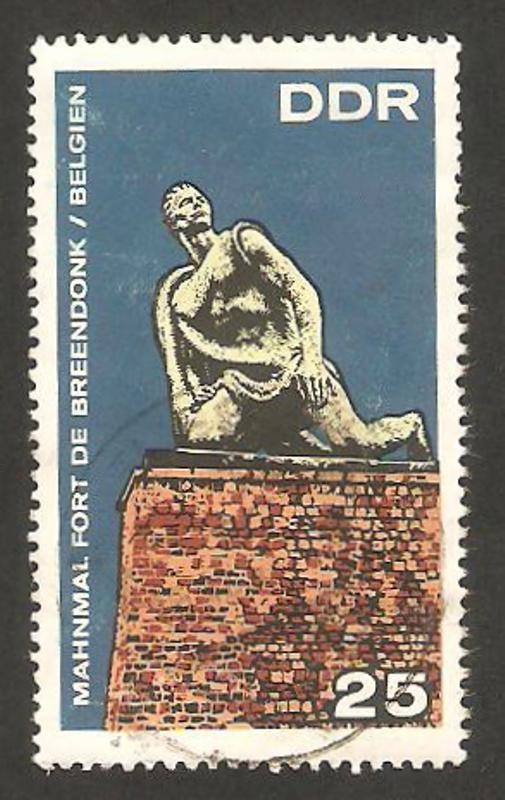 monumento a los prisioneros políticos de fuerte breendon - (Bélgica)