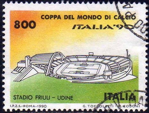 Italia 1990 Scott 1801d Sello Campeonato Mundial de Futbol Estadio Friuli Udine usado 