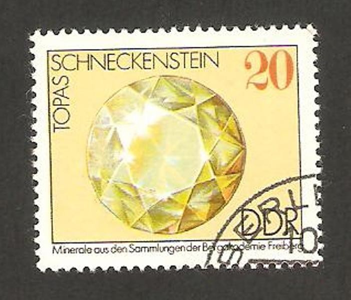 1689 - Mineral, topacio de Schneckenstein 