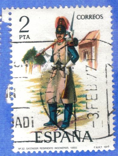 ESPANA 1977 (E2382) Uniformes militares 2p 15 INTERCAMBIO