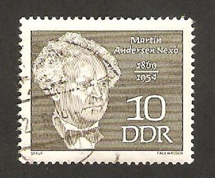 1136 - Martín Andersen Nexo