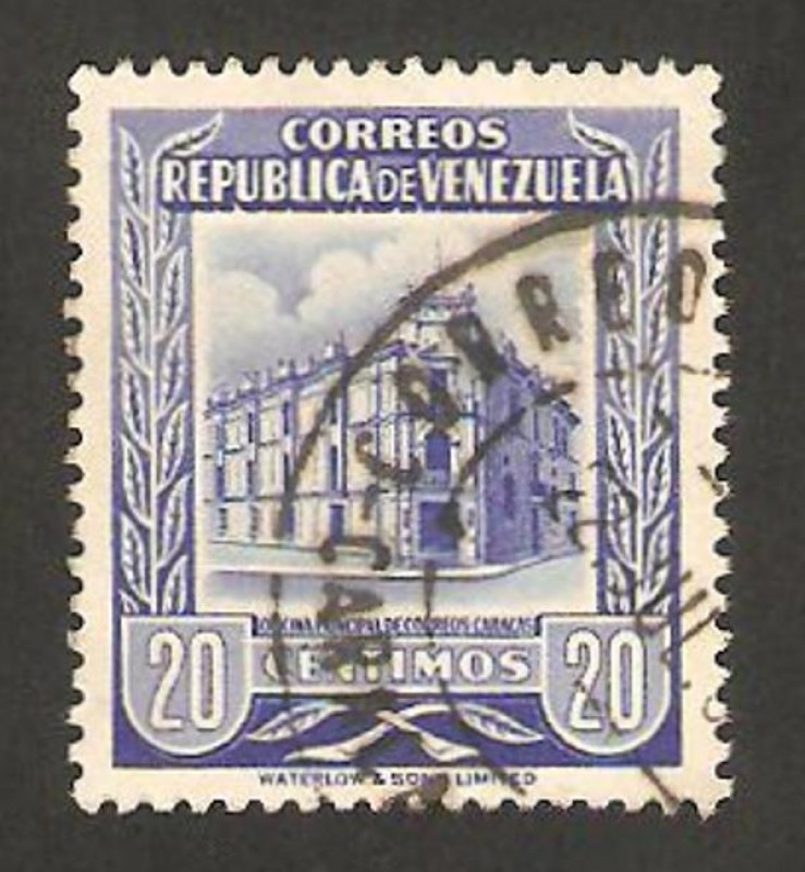 edificio de correos de caracas