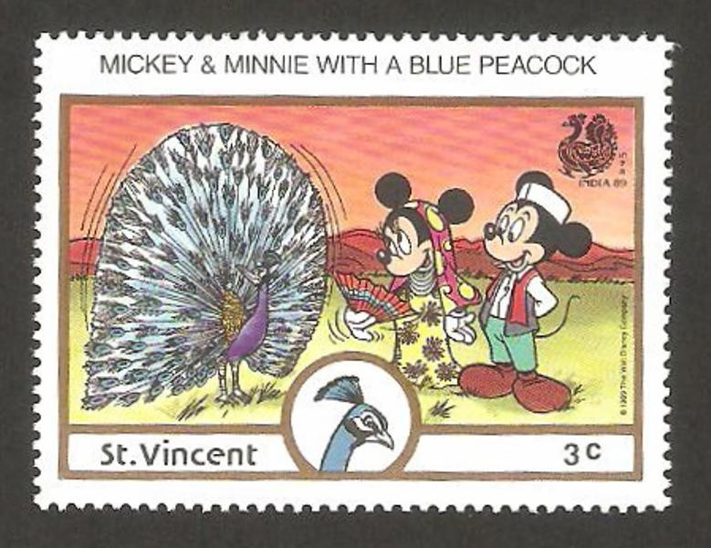 Micky y Minnie con un pavo