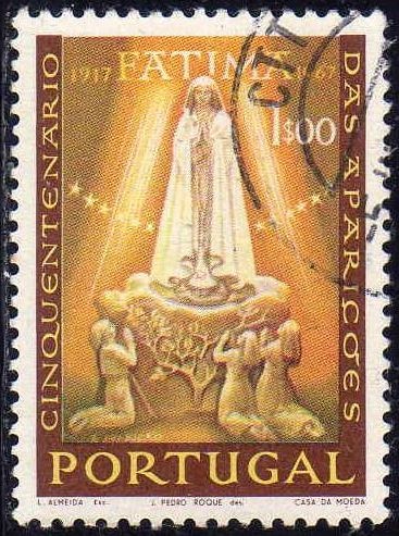 Portugal 1967 Scott 0997 Sello Centenario Apariciones de La Virgen de Fatima Usado 