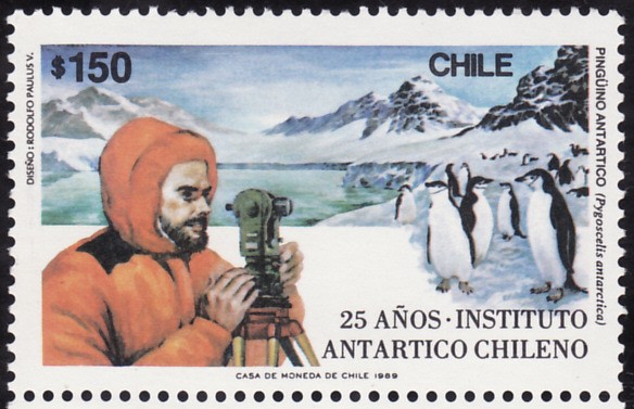 25 años del instituto Antártico Chileno-PINGÜINO ANTÁRTICO