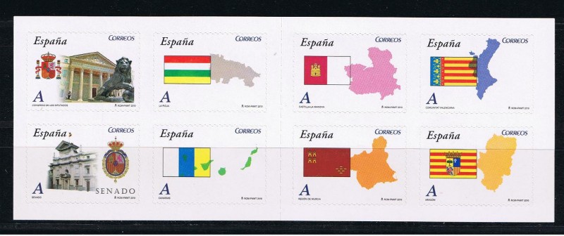 Edifil  4524 C  Autonomías.  Carné de 8 sellos.  Mapa y bandera de distintas autonomías.