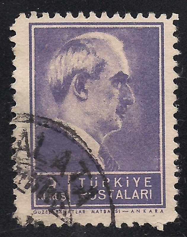 İsmet İnönü- 2º Presidente de Turquia.