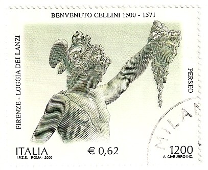 Detalle estatua en bronce de Perseo.