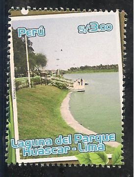 Laguna del Parque Huáscar - Lima