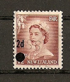 Isabel II / Sello de 1954-56 sobrecargado.