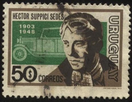 Héctor Suppici Sedes 1903 - 1948.  Destacado piloto uruguayo único extranjero que ha ganado un Gran 
