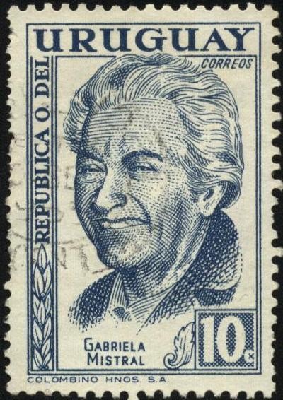 Lucila de María del Perpetuo Socorro Godoy Alcayaga más conocida como Gabriela Mistral. 1889 – 1957.