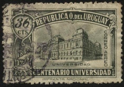 100 años de la Universidad de la República de Uruguay. Edificio sede de las autoridades universitari