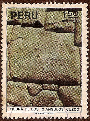 Piedra de los 12 Ángulos - Cuzco