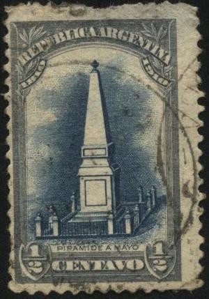 Conmemorativo del primer centenario de la Revolución del 25 de Mayo de 1810. Pirámide de Mayo. 
