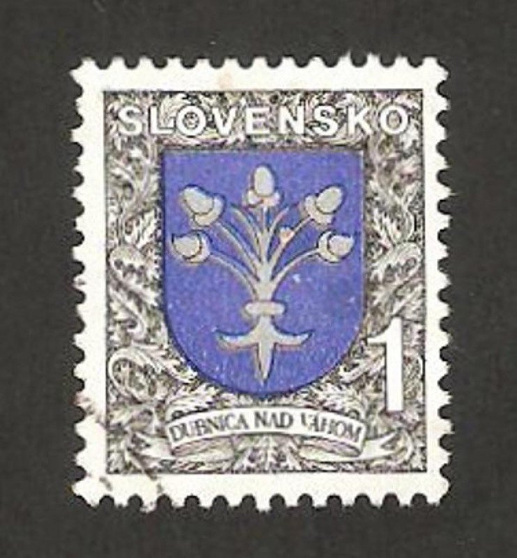 143 - escudo de la ciudad de Dubnica