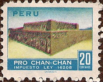 Pro Chan-Chan - Vista parcial de la Huaca 
