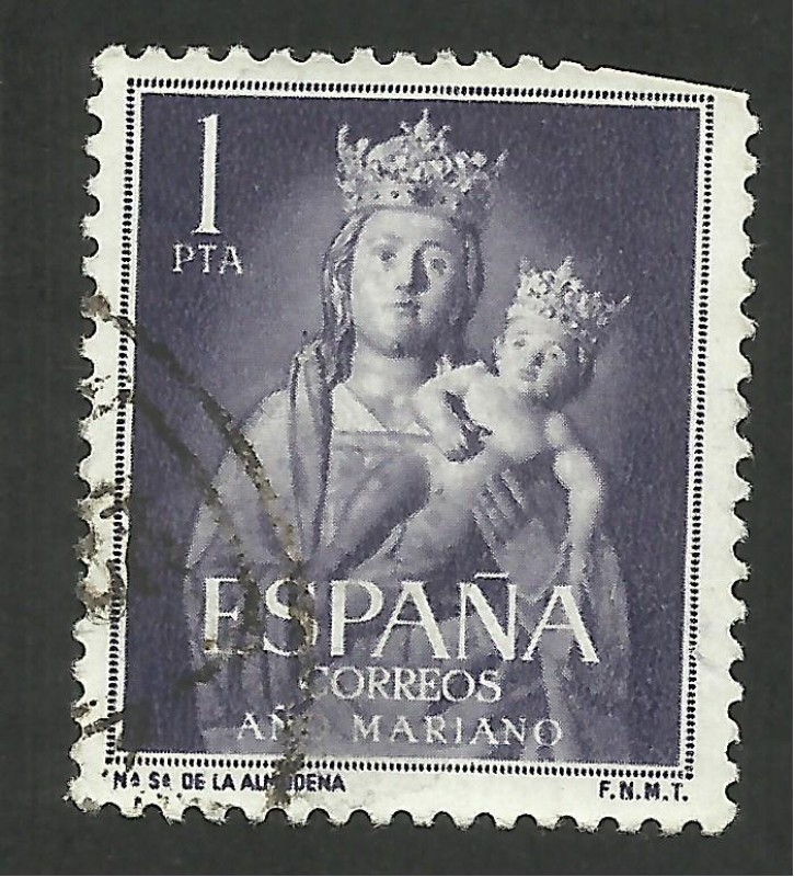 Virgen de la Almudena