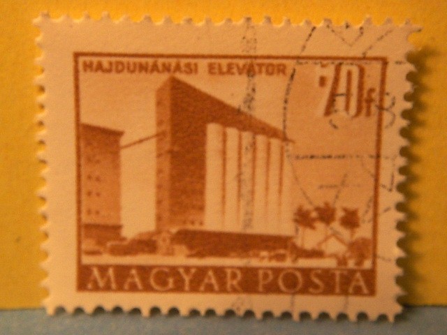 hajdunánási elevator