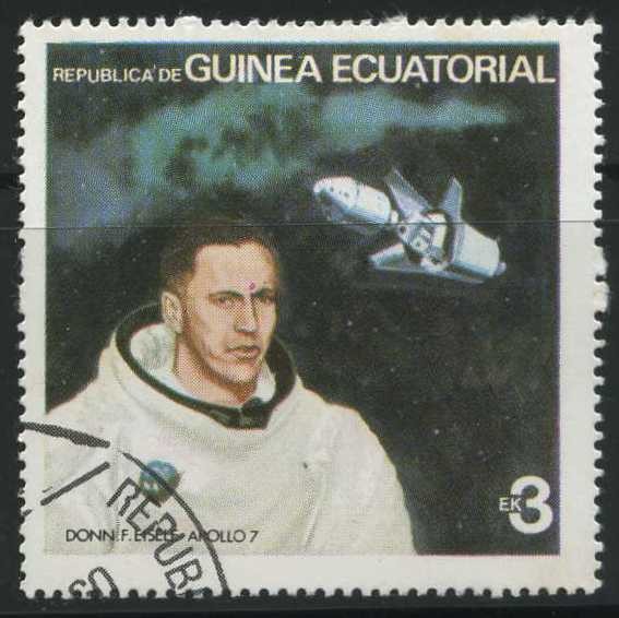 Astronauta y Nave Espacial