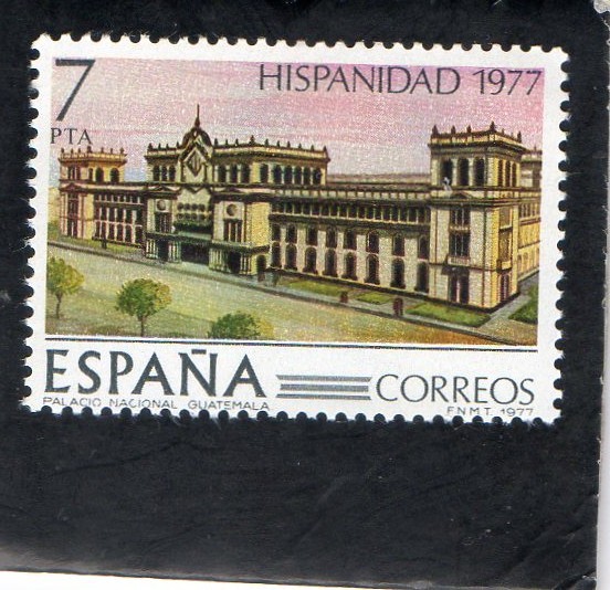 2441- HISPANIDAD 1977  PALACIO NACIONAL- GUATEMALA