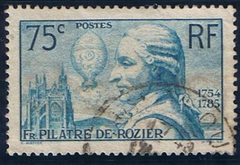 150 anniversaire de la mort de l'aéronaute François Pilatre de Rozier